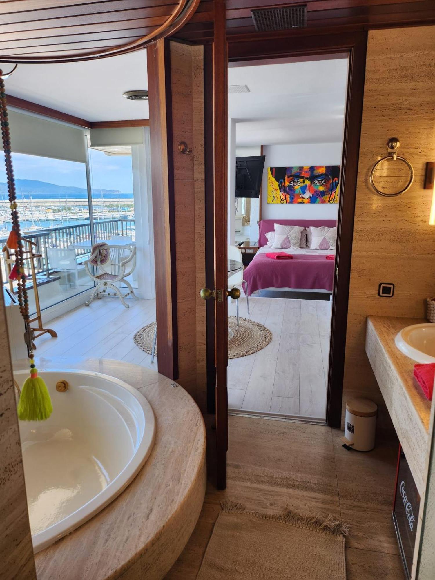 Solo Atico Guest Suites L' Escala Ngoại thất bức ảnh